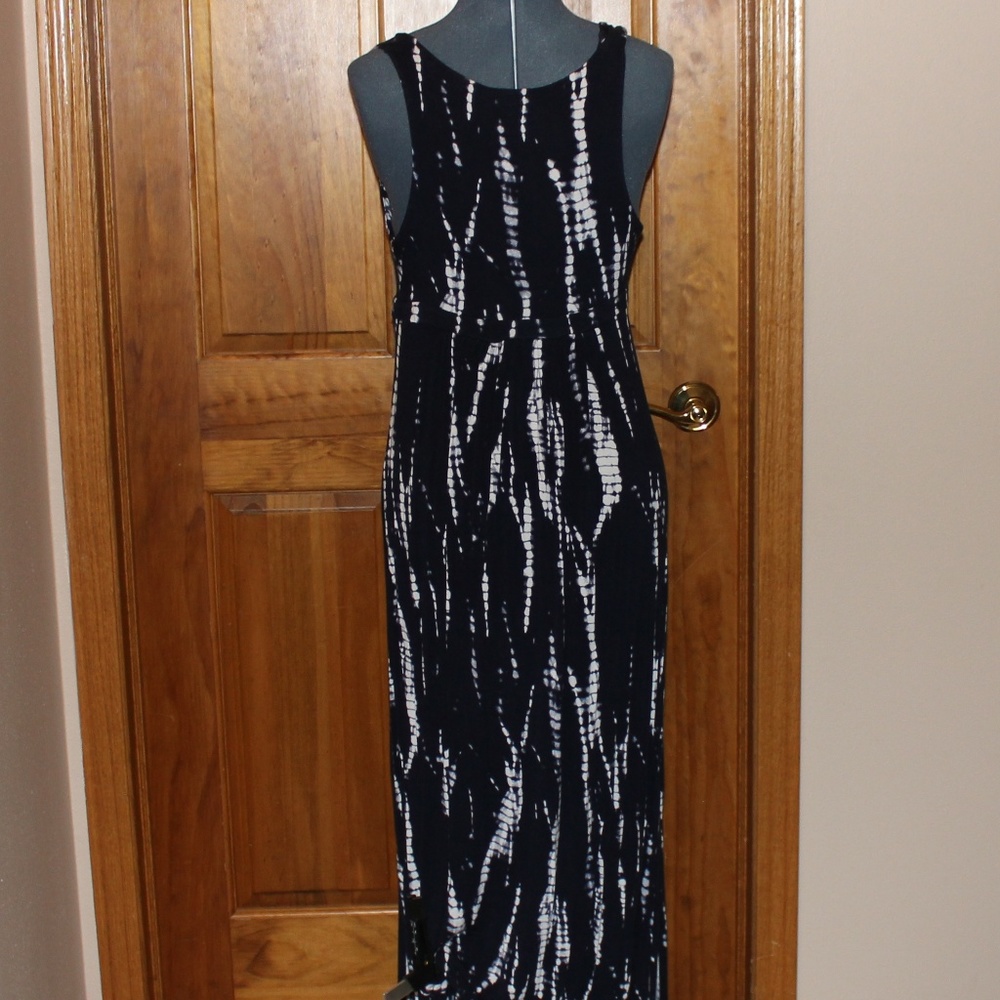 Navy V Neck Maxi Dress - Picture 4 of 6